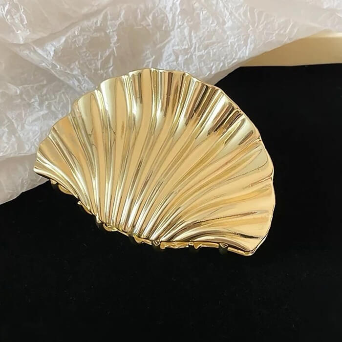 Shell Gold Hair Claw